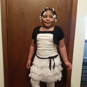 Meet your Posher, Carnetha